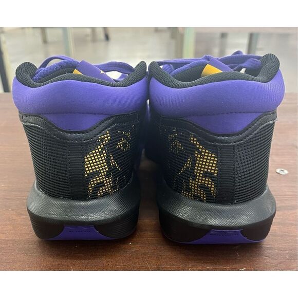 Nike Black and Purple Athletic Shoes - Picture 5 of 7